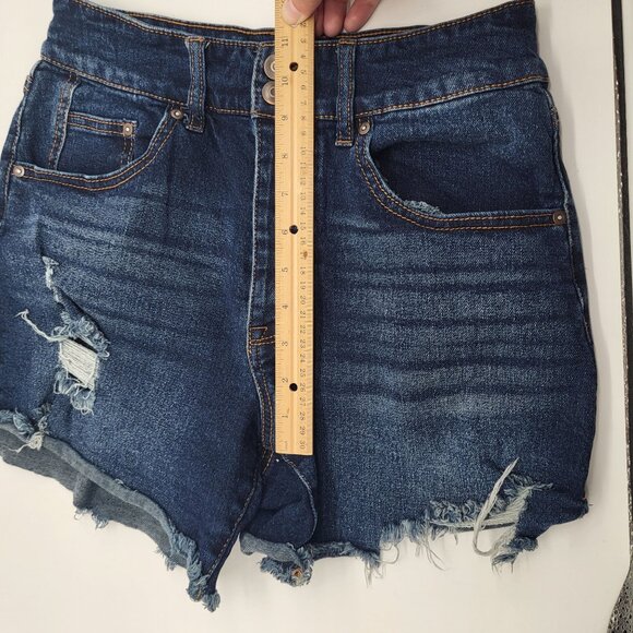 NO BOUNDARIES SZ 11 Juniors Hi Rise Destructed Jean Shorts Button Fly Cut Off - Picture 9 of 10